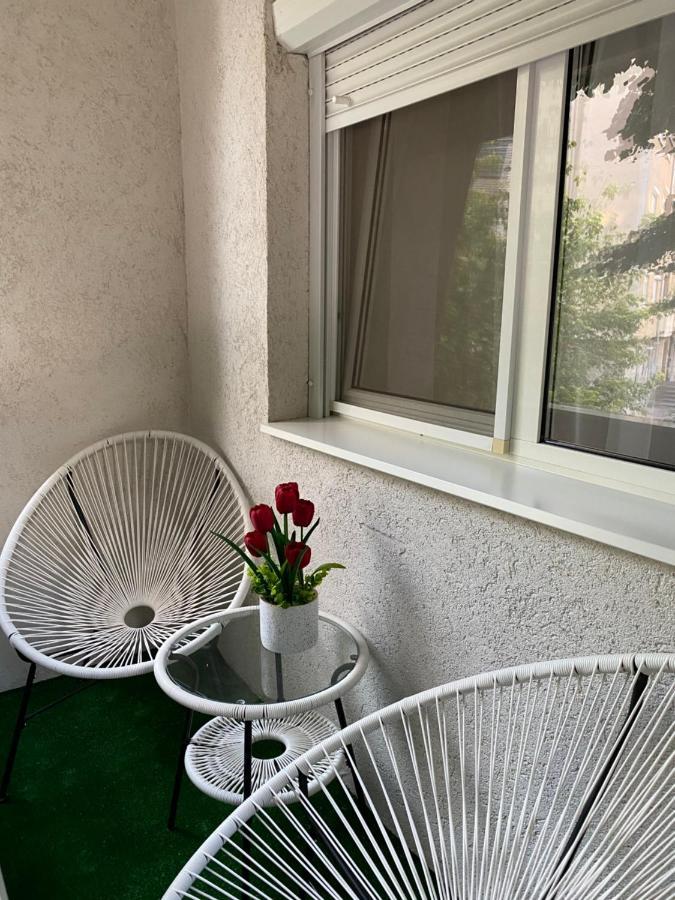 Sellada Apartament Carei Exterior foto